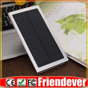 Banque d'alimentation <span class=keywords><strong>solaire</strong></span> portable 20000mAh avec logo personnalisable, ultra-mince, mini chargeur mobile en aluminium, double USB, <span class=keywords><strong>panneau</strong></span> <span class=keywords><strong>solaire</strong></span> étanche 10W - Product Image 2
