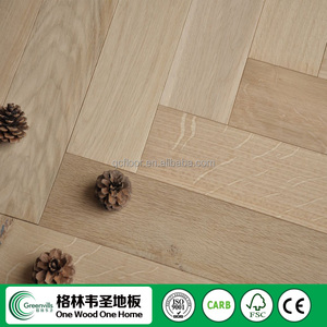 Inacabado Novo piso de madeira China fabricante novo produto piso de azulejo piso em parquet de carvalho herringbone