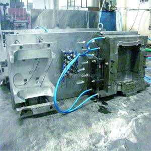 Moule en plastique de <span class=keywords><strong>jerrican</strong></span> de HDPE <span class=keywords><strong>20L</strong></span> 25L 30L avec le système de dégonflage - Product Image 5