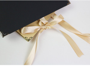 6x8 In Oro Rilegatura A Spirale 350g di Spessore Pagine Nero di Carta Scrapbook <span class=keywords><strong>Album</strong></span> Con Nastro di Seta - Product Image 4