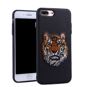 <span class=keywords><strong>Funda</strong></span> para <span class=keywords><strong>iPhone</strong></span> <span class=keywords><strong>7</strong></span> con Bordado de Animales Cosidos - Product Image 6
