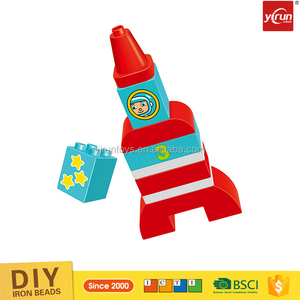JM036371 créatifs pour enfants bricolage en plastique <span class=keywords><strong>Duplo</strong></span> bloc fusée nombre 18 PCS éducatifs bloc de construction - Product Image 1