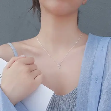 S925 Silver Cross Cool Girl Simple Pendant Necklace女性のための