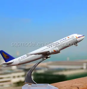 Модель самолета Аэробус a380 a320 игрушки 1:400