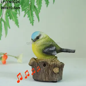 Garten Ornament Vögel dekorative Bewegungs sensor Harz Skulptur Vögel aus Quanzhou Lifa, Poly resin Handwerk Vogel Garten Figuren