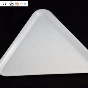 Vassoio di Servizio Triangolare <span class=keywords><strong>in</strong></span> <span class=keywords><strong>Plastica</strong></span> (PS) 16x16x16 Pollici, Stile Classico, Colore Personalizzabile - Product Image 1