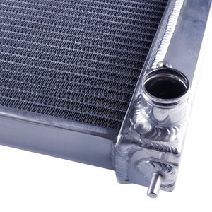 Chine Fabricant Performance Auto Racing Radiateur en aluminium pour VW <span class=keywords><strong>Golf</strong></span> Mk3 2.0i - Product Image 5