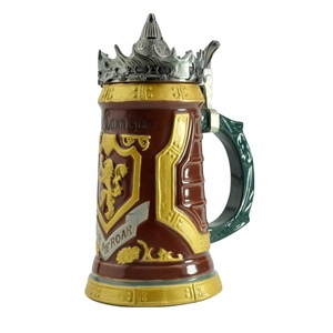 Juego de tronos 22 Oz taza de cerveza de cerámica de <span class=keywords><strong>la</strong></span> sublimación con corona superior - Product Image 1