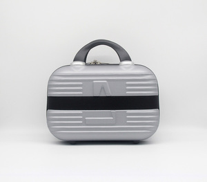 Maleta <span class=keywords><strong>de</strong></span> <span class=keywords><strong>Maquillaje</strong></span> <span class=keywords><strong>de</strong></span> Viaje Económica, Impermeable y Colorida <span class=keywords><strong>de</strong></span> 14 Pulgadas, Nuevo Producto 2026 - Product Image 4