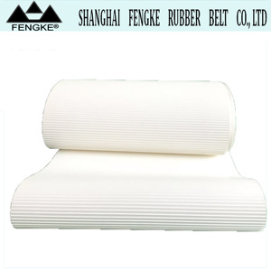 Sabuk Konveyor PVC Putih Pola Papan Cuci Permukaan Kasar untuk Mesin Penyegel - Product Image 4