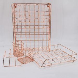 Fournitures de <span class=keywords><strong>bureau</strong></span>, accessoires de <span class=keywords><strong>bureau</strong></span> pour femmes, ensemble de 5 pièces en fil métallique rose doré, organiseur de <span class=keywords><strong>bureau</strong></span> rose doré pour la maison, organiseur de fichiers mural - Product Image 1