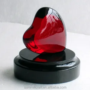 定制优质透明树脂环氧艺术树脂铸造红色心形雕像艺术resn工艺品