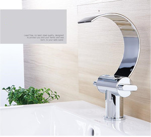 Cổ thiên nga shape Luxury Thác Tắm Brass Chrome Chậu Vòi Sàn Mounted <span class=keywords><strong>Basin</strong></span> <span class=keywords><strong>Tap</strong></span> - Product Image 2