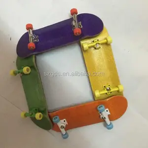 Großhandel China komplette leere Griffbrett Deck kanadischen Ahornholz Skateboard mit Lager rädern Kostenloser Versand