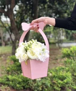Ramo de flores plegable <span class=keywords><strong>con</strong></span> forma trapezoidal personalizado, cesta de papel portátil, embalaje de <span class=keywords><strong>rosas</strong></span> frescas, caja de flores <span class=keywords><strong>con</strong></span> asa - Product Image 2