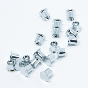 Rivets <span class=keywords><strong>auto</strong></span>-perforants en acier foncé SPR pour la réparation de carrosserie automobile - Product Image 3