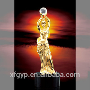 élégante femme qui danse, <span class=keywords><strong>or</strong></span> métal accent prix avec un <span class=keywords><strong>ballon</strong></span> - Product Image 1