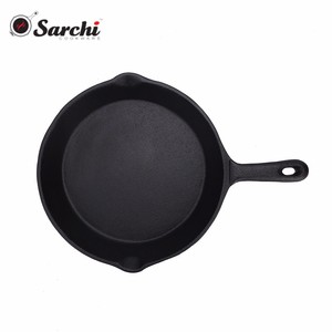 Poêle à crêpes en fonte pré-assaisonnée de 6 pouces en gros - Product Image 1