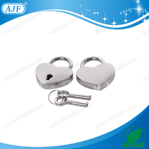 वैलेंटाइन डे उपहार सेट के लिए गैंडा के साथ एजफ फैशन प्रेम पैडलॉक - Product Image 5