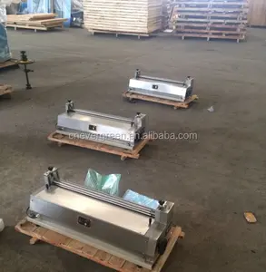 الصين الصانع الصغيرة الكرتون المصمغ ، حار مبيعات آلة لصق صغيرة
