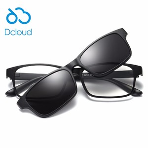 2017 muchachas vendedoras calientes de la manera diseñan la lente grande del marco de las <span class=keywords><strong>lentes</strong></span> TR90 se puede quitar el clip ma - Product Image 1