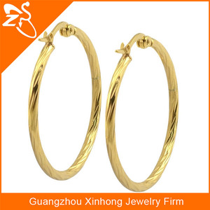 Ultima moda <span class=keywords><strong>orecchini</strong></span> a forma di rotondo grande, disegni orecchino tondo in <span class=keywords><strong>acciaio</strong></span> <span class=keywords><strong>chirurgico</strong></span>, ingrosso <span class=keywords><strong>anello</strong></span> <span class=keywords><strong>orecchini</strong></span> a forma di - Product Image 5