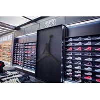 LUX Vêtements de couleur personnalisés Mobilier de magasin d'affichage sportif avec garantie de 5 ans et capacité de plus de 500 magasins