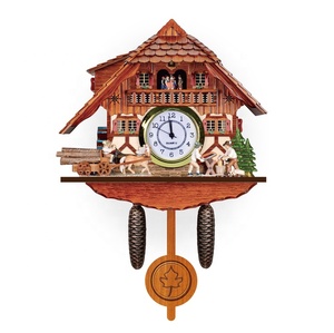 Orologio a pendolo <span class=keywords><strong>da</strong></span> <span class=keywords><strong>parete</strong></span> a cucù <span class=keywords><strong>orologi</strong></span> con il disegno OEM Cina produttore antico orologio a cucù in <span class=keywords><strong>legno</strong></span> - Product Image 3