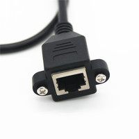 Cable de montaje en panel Cat5e de red Ethernet Rj45 de ángulo de 90 grados personalizado de fábrica