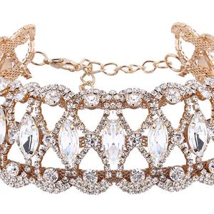 <span class=keywords><strong>Collar</strong></span> de Gargantilla de Cristal con Flores Punk de Lujo 2018, <span class=keywords><strong>Collar</strong></span> de Cadena Dorada y Plateada para Mujer, Joyería de Gargantilla para Boda - Product Image 6