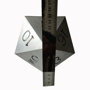 Nhà máy bán buôn tùy chỉnh 15cm kim loại màu sắc cá tính xúc xắc đa diện - Product Image 2