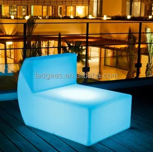 PE Chất Liệu Nhựa Không Thấm Nước Hiện Đại Ánh Sáng Lên Sofa Với Led