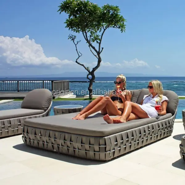 Beach sunbathing wicker bed furniture for 2 outdoor or home casual cheap garden sun loungers