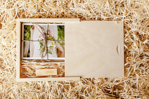 Nhiếp ảnh hộp gỗ 17*17*3.5cm Maple óc chó USB <span class=keywords><strong>Flash</strong></span> Drive Pen Drive USB <span class=keywords><strong>Memory</strong></span> Stick món quà cưới với khắc <span class=keywords><strong>logo</strong></span> - Product Image 3