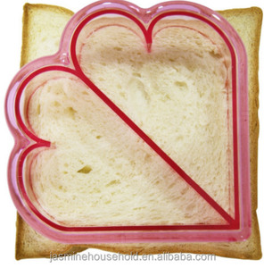 新着食品グレードマルチかわいい形プラスチックキッズサンドイッチカッターセットサンドイッチとパンクラストカッター - Product Image 5