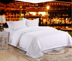 C40 * 40 <span class=keywords><strong>140</strong></span>*110 250TC hôtel 3 cm satin bande blanc drap <span class=keywords><strong>de</strong></span> <span class=keywords><strong>lit</strong></span> queen ensemble 100% coton - Product Image 3