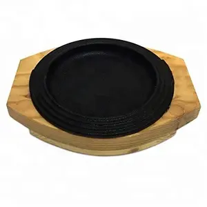 Предварительно обработанная круглая/Овальная чугунная сковорода для стейков с деревянной основой