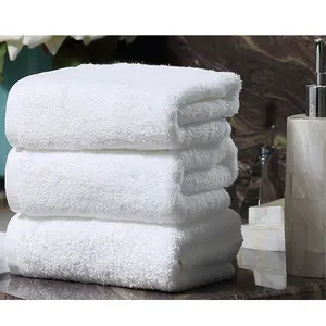 Groothandel Wit 100% Katoen Toallas Impresas Luxe Hotel Tohallas Bad Handdoeken 30*56 Inches Handdoeken Custom Logo Spa