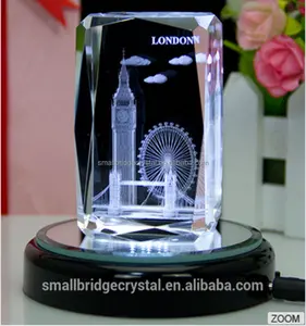Regali di cristallo laser 3d personalizzati di nuovo design per londra con base a LED