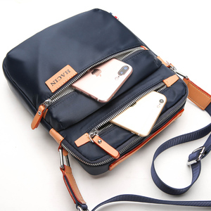 2025 nuovi arrivi da <span class=keywords><strong>uomo</strong></span> elegante borsa a tracolla in tela con decorazioni a catena - Product Image 1