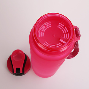 Surtidor <span class=keywords><strong>de</strong></span> oro al aire libre portable llevar <span class=keywords><strong>alimentos</strong></span> grado 1000 ml botella <span class=keywords><strong>de</strong></span> agua <span class=keywords><strong>de</strong></span> plástico - Product Image 6