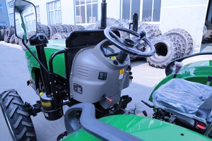 Tractor CP404 4x4 de 40 CV con Cargador Frontal y Retroexcavadora - Product Image 5
