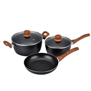 उच्च गुणवत्ता 5 pcs cookware सेट एल्यूमीनियम गैर छड़ी संगमरमर कोटिंग लकड़ी अनाज संभाल के साथ धूपदान cookware सेट नई गर्म