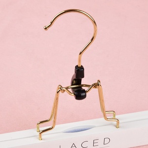 Inspring gỗ tùy chỉnh phần mở rộng tóc móc áo Salon Boutique bán sỉ tóc giả móc với móc vàng - Product Image 2