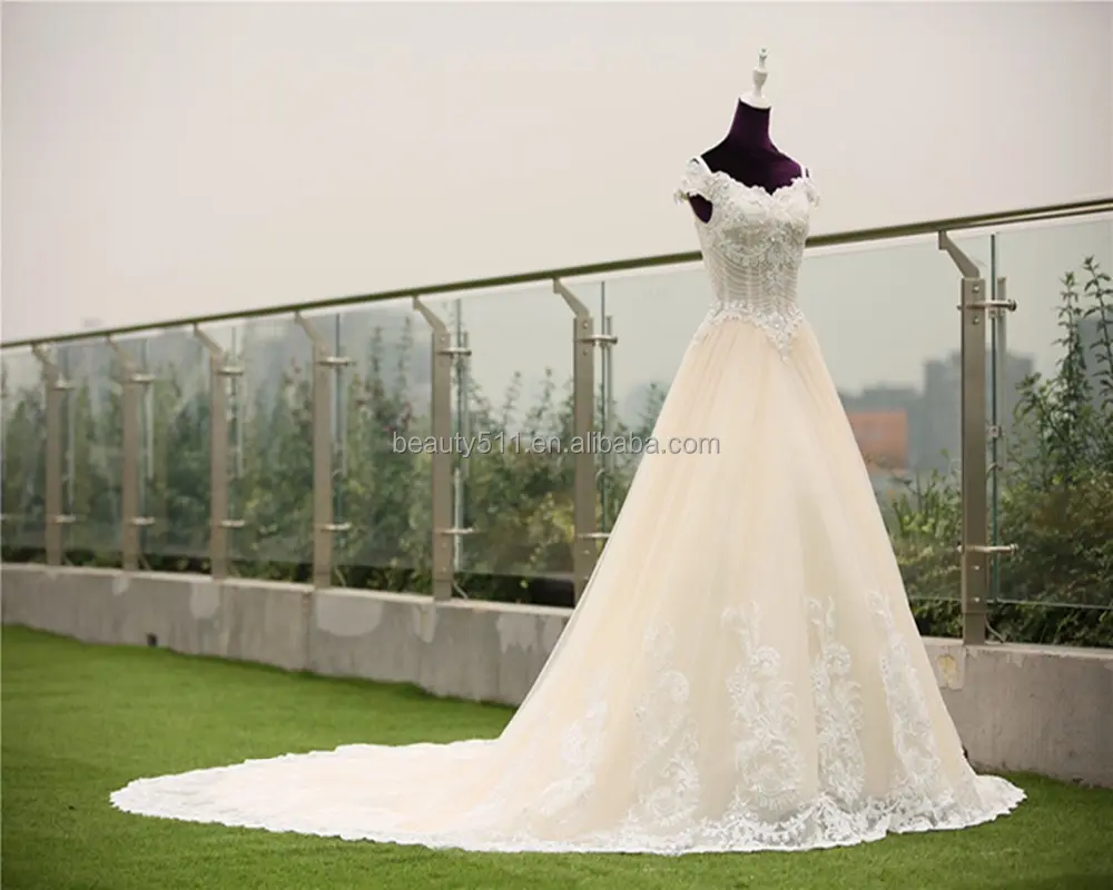Vestido de novia de encaje de sirena, elegante vestido de novia bordado con hombros descubiertos, manga larga, cola grande, s002
