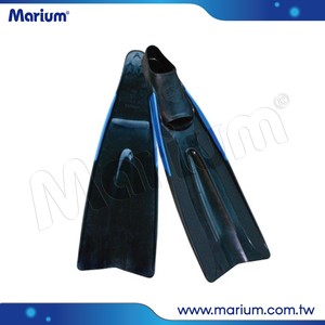 Aletas de goma profesionales de pala larga ajustables para buceo y apnea - Product Image 1