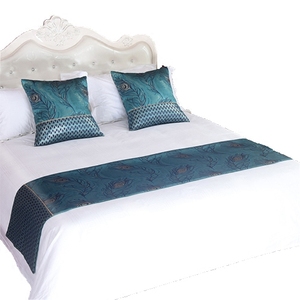 Luxury Decorative <strong>Bed</strong> <strong>Runner</strong> and Cushion Set Adult Woven 40 Environment Friendly Print Hotel Grade a Bedspread &amp; Coverlet Sets - Product Image 3