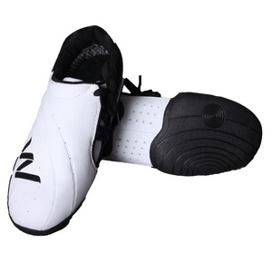 Chaussures de Taekwondo professionnelles en PU bon marché, fabriquées en Chine, chaussures de <span class=keywords><strong>Kungfu</strong></span> Karaté à bas prix, chaussures de Karaté souples de qualité supérieure, chaussures d'entraînement de Taekwondo - Product Image 5