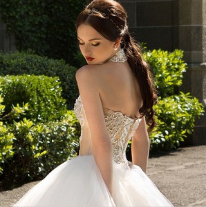 ON207 Vestido <span class=keywords><strong>de</strong></span> <span class=keywords><strong>Novia</strong></span> Romántico con Cuentas y Cola <span class=keywords><strong>de</strong></span> Princesa, Vestido <span class=keywords><strong>de</strong></span> <span class=keywords><strong>Novia</strong></span> Largo, <span class=keywords><strong>Vestidos</strong></span> <span class=keywords><strong>de</strong></span> <span class=keywords><strong>Novia</strong></span> <span class=keywords><strong>Románticos</strong></span> y Deslumbrantes - Product Image 4