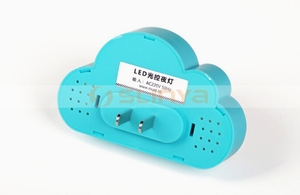 Mini Lámpara Nocturna con Sensor de Luz y Enchufe de CA, Luz Nocturna de Pared con Diseño de Nube para Habitación Infantil - Product Image 4